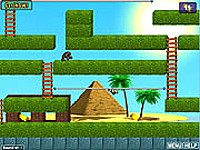 Pyramid Runner